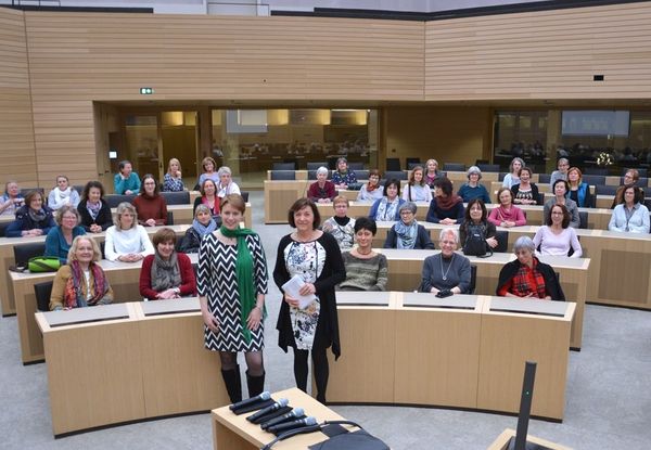 Frauen in den Landtag
